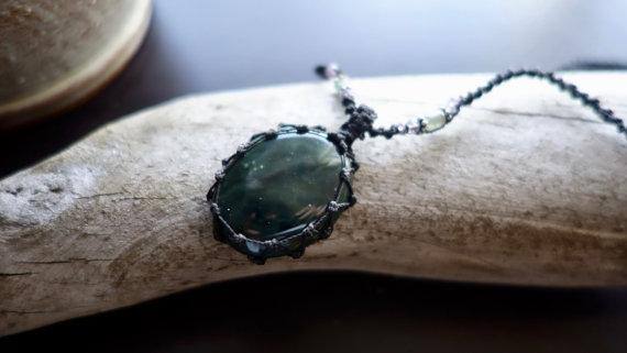 Green Jasper Macrame Necklace | Stone of Healing Crystal
