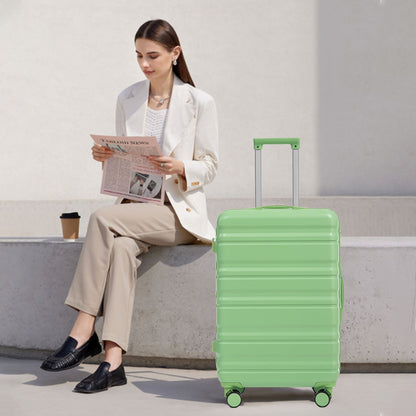 HIFINE Tourist 3-Piece Spinner Wheel Luggage Set in Green