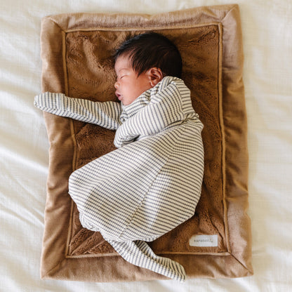 Lush Mini Blankets by Saranoni