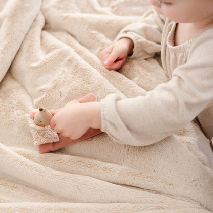 Lush Receiving Blanket 30x40 Inch by Saranoni