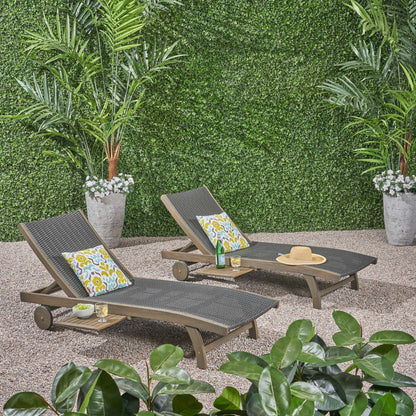 Outdoor Chaise Lounge with Pull-Out Tray and Wicker Seat - Gray