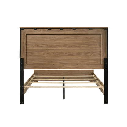 Walnut / Chestnut 3pc Queen Size Bedroom Set with Nightstands