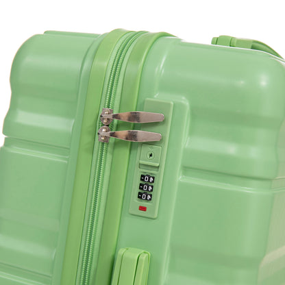 HIFINE Tourist 3-Piece Spinner Wheel Luggage Set in Green