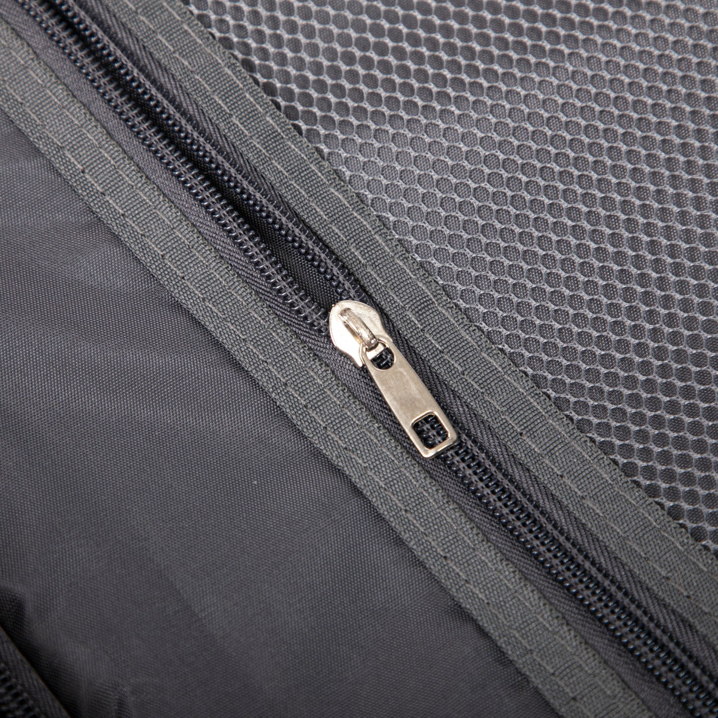 2 Pc PC Spinner Wheel Luggage Set with Gradient Color and Lock