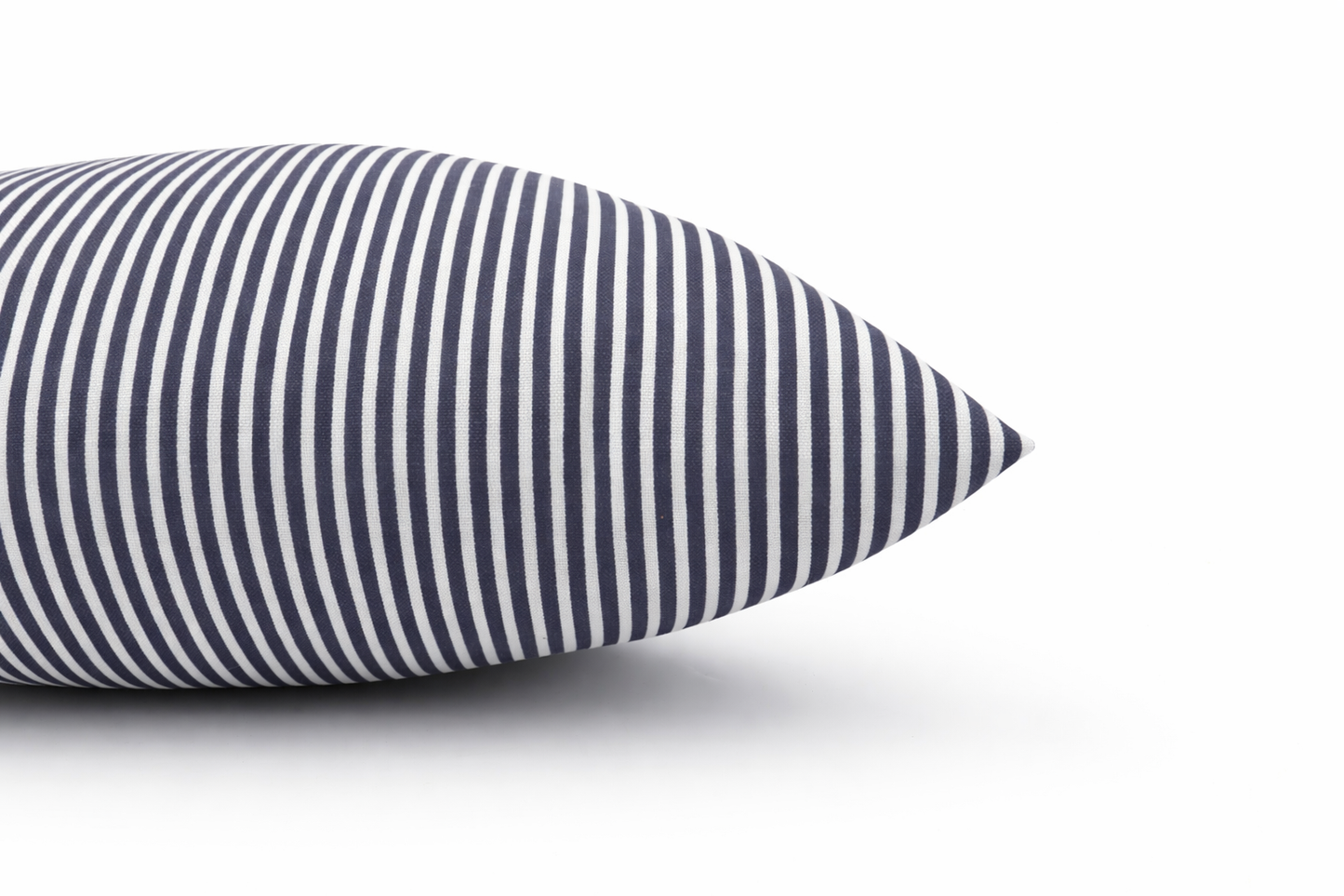 2 Pack Outdoor Throw Pillows, Waterproof & Fade-Resistant Patio Cushions