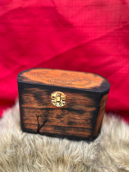 Celtic Hound Knot Box