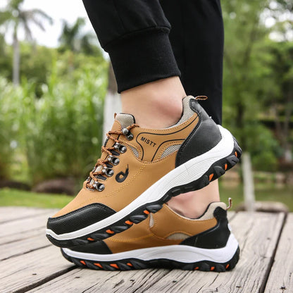 Casuals Men Shoes Breathable Hiking Walking Ultralight Slip-on