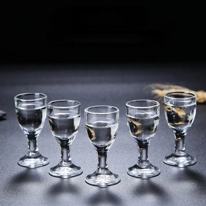 6pcs+1pcs Glass Wine Cup Set, Household Wine Dispenser.