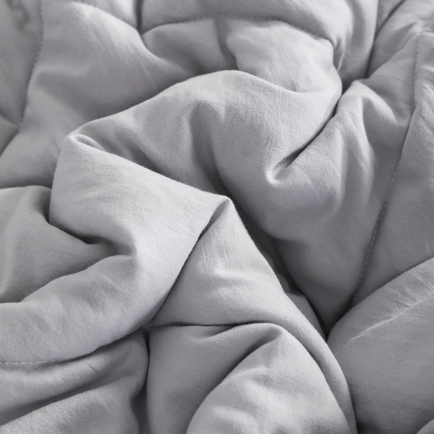 Comforter Set Includes Fitted Sheet, Top Sheet and Pillowcases