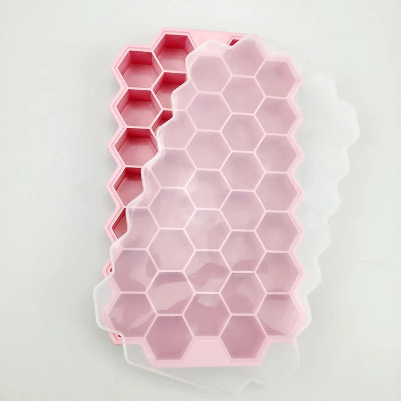 4/2/1PCS Silicone Ice Cube Mold,148 Cube Large-capacity Ice Trays, Food Grade Ice Maker Reusable with Lids.