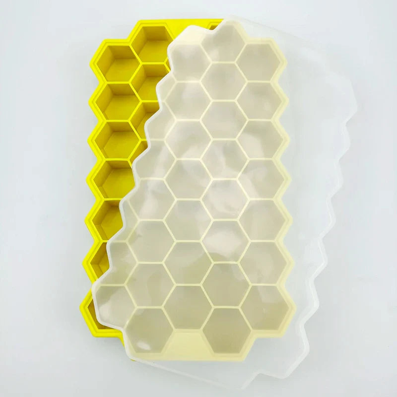 4/2/1PCS Silicone Ice Cube Mold,148 Cube Large-capacity Ice Trays, Food Grade Ice Maker Reusable with Lids.