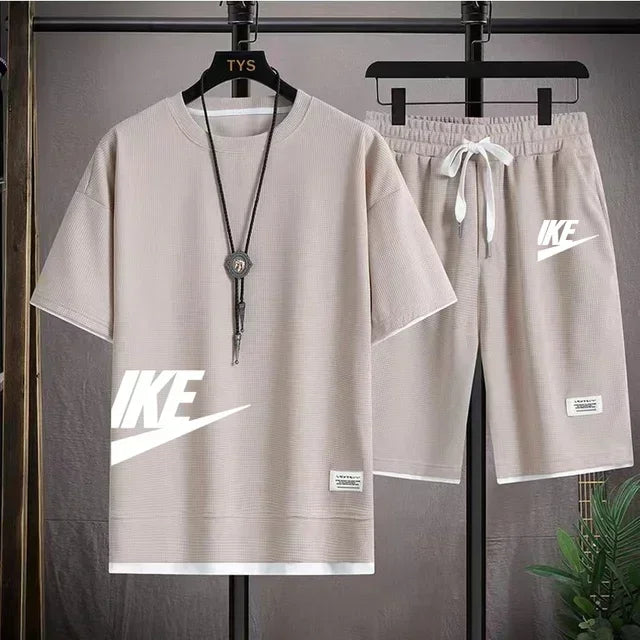 summer men casual short sleeved T-shirt shorts sports set, outdoor breathable jogging shorts 2-piece set.