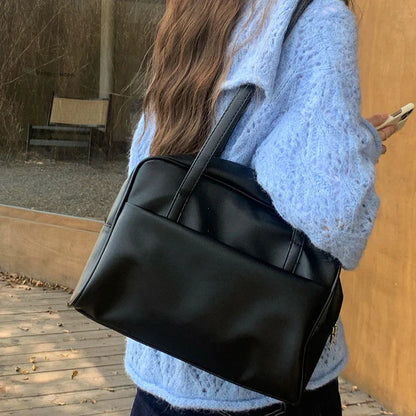 Large Capacity Single Shoulder Women's Bag, Versatile Vintage Underarm Bag.