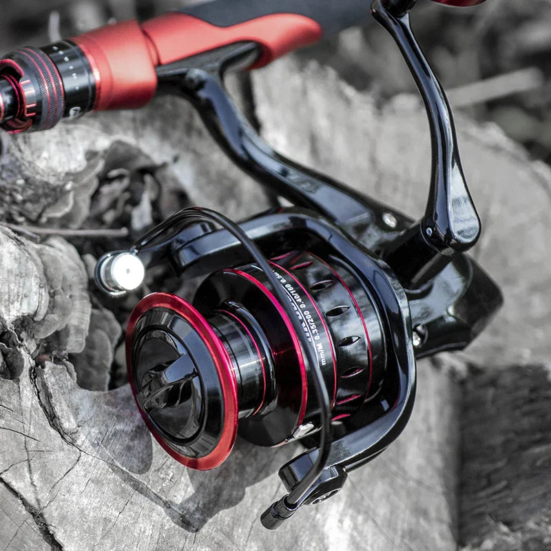 LINNHUE Fishing Reel 1000-7000 Spinning Reel, Metal EVA Ball Grip Metal Spool Fishing Reel.