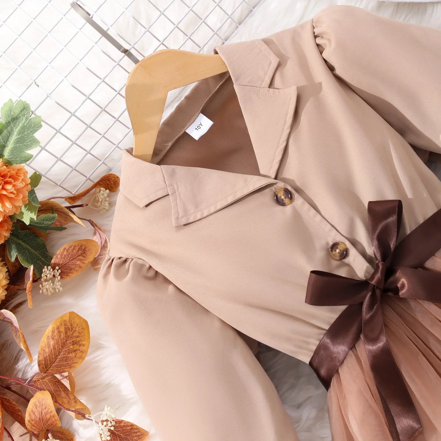 Girl long sleeved lapel solid color, mesh dress with woven waistband.