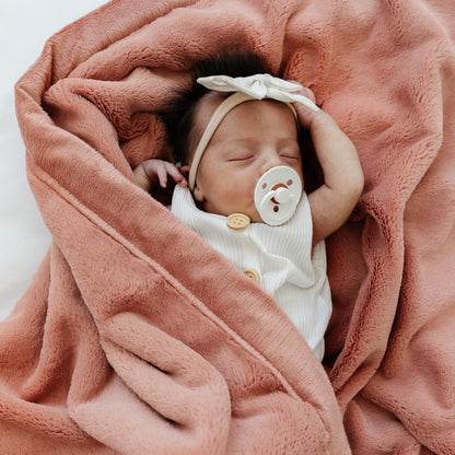 Lush Receiving Blanket 30x40 Inch by Saranoni