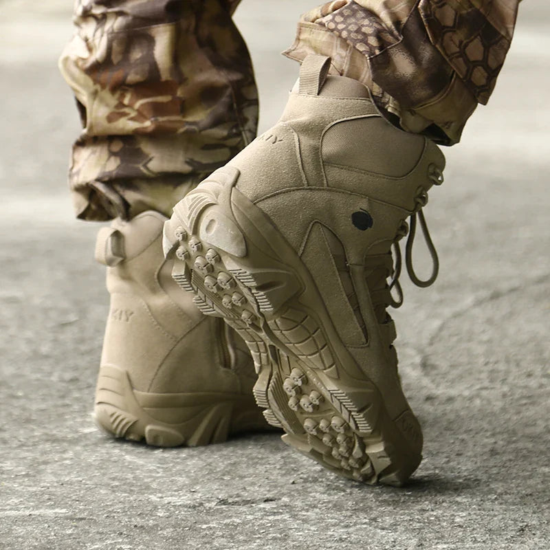 Men Tactical Boots Lace Up Breathable Army Boots Unisex