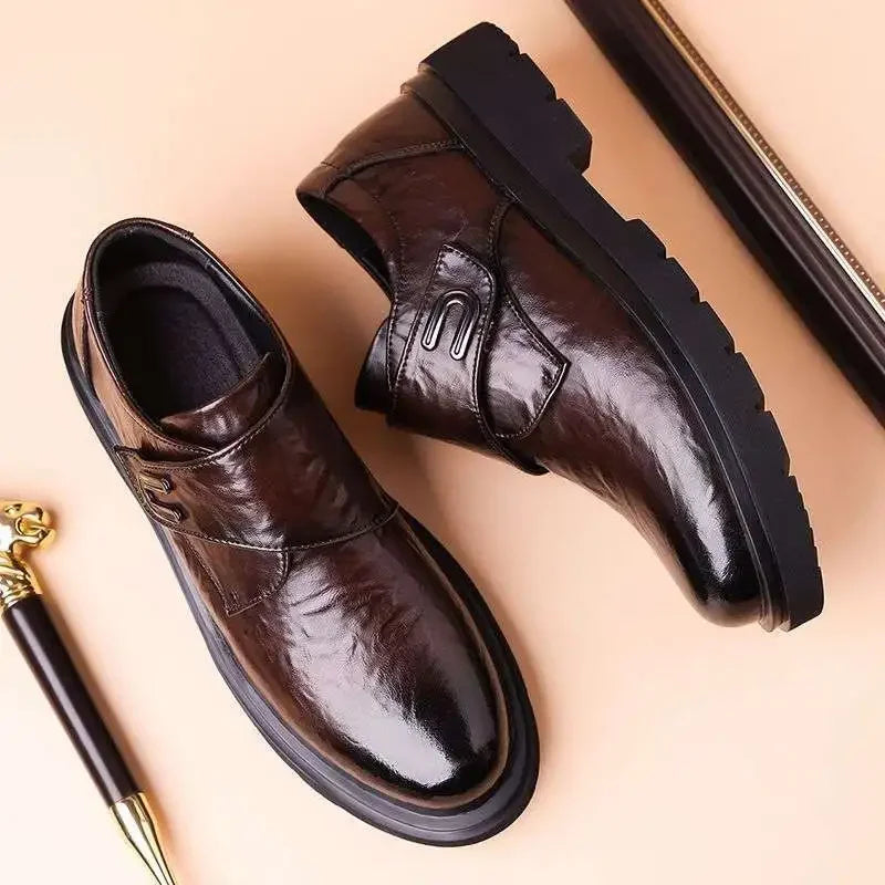 Casual Breathable Business Men Leather Shoes, Thick Bottom Slip-On Trendy Rubber Sole.