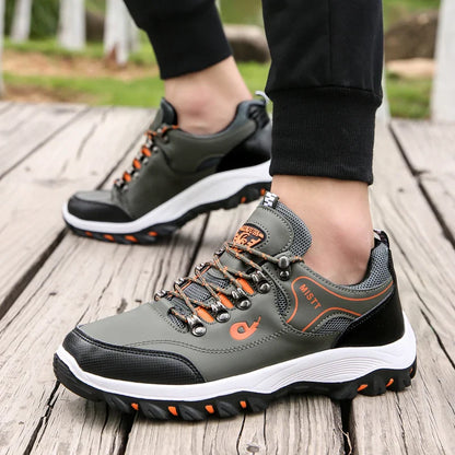 Casuals Men Shoes Breathable Hiking Walking Ultralight Slip-on