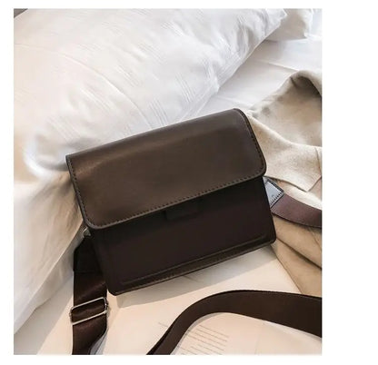 Fashion Brand Women's Small Crossbody Bag | Lightweight PU Leather Messenger Bag (Flap Handbag Purse, Summer Travel Bag for Female)