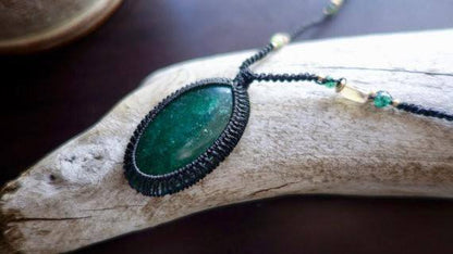 Green Aventurine Macrame Necklace | Prosperity Healing Crystal