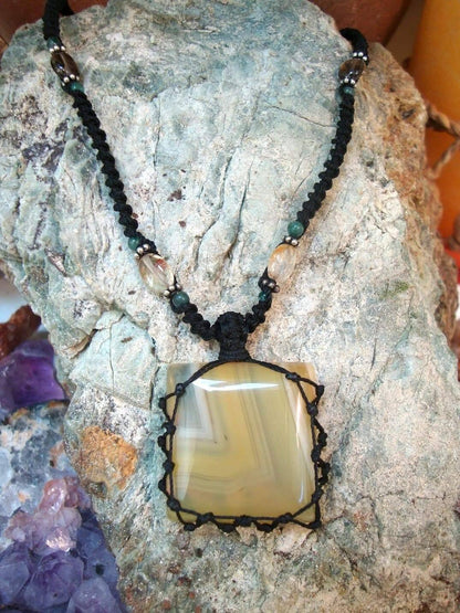 organic CHALCEDONY macrame Necklace – Your Stone for HARMONY – metaphysical healing crystal