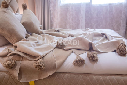 KENZADI Moroccan Handmade Pompom Blanket, Throw Blanket, Pom Pom Blanket, Boho Blanket, Bed Cover, Warm Blanket, Cozy Blanket (Brown with pom Brown, Queen (U.S. Standard))