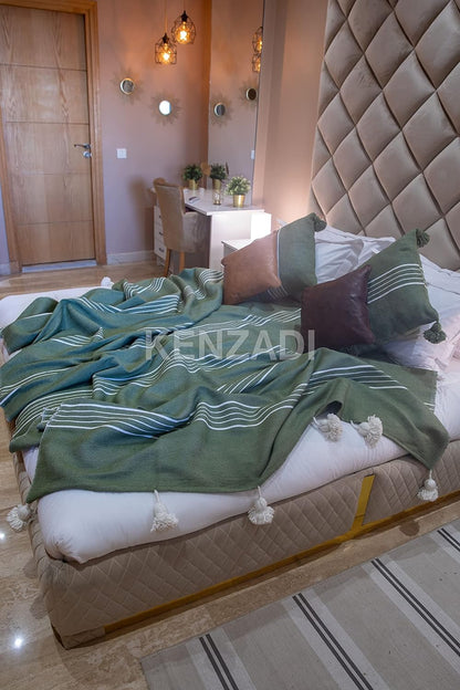 KENZADI Moroccan Handmade Pompom Blanket, Throw Blanket, Pom Pom Blanket, Boho Blanket, Bed Cover, Warm Blanket, Cozy Blanket (Striped Green with pom White, King (U.S. Standard))